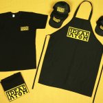 من أعمالنا طباعة تيشيرت ومريول مع شعار الشركة ، اطبع كافة منتجات الطباعة من متجر كواليتي